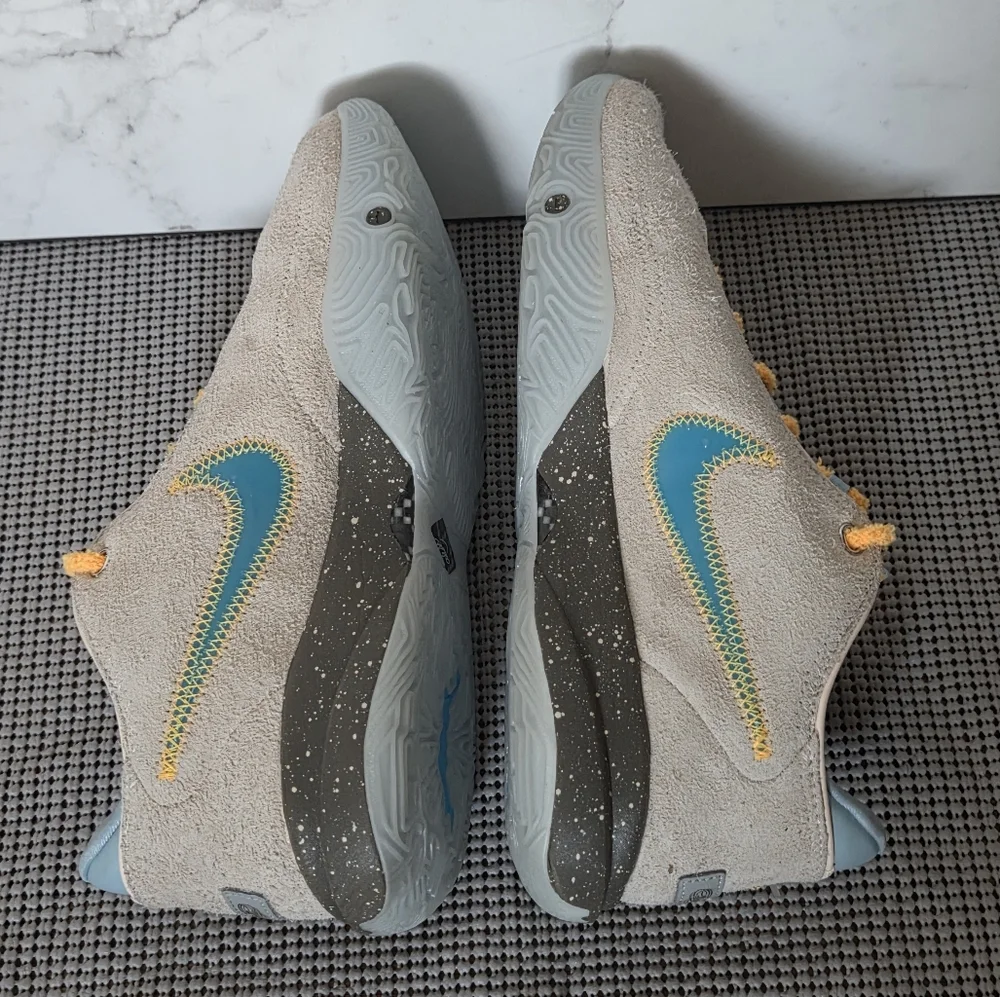 Nike LeBron 20 